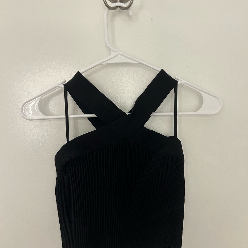 Babaton Black Cross-Strap Crop Top